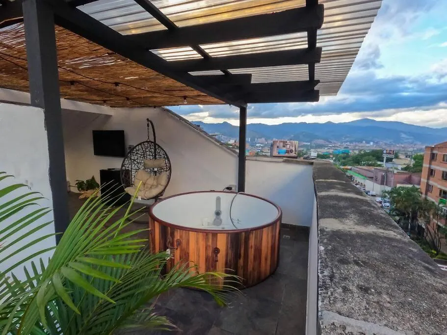 Penthouse W/ Jacuzzi In Lleras Park Apartment Medellin 0*,  Colombia