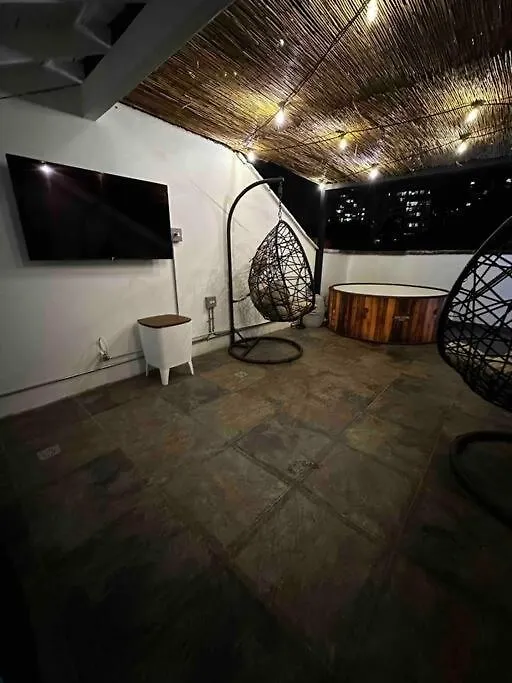 Penthouse W/ Jacuzzi In Lleras Park Apartment Medellin Colombia